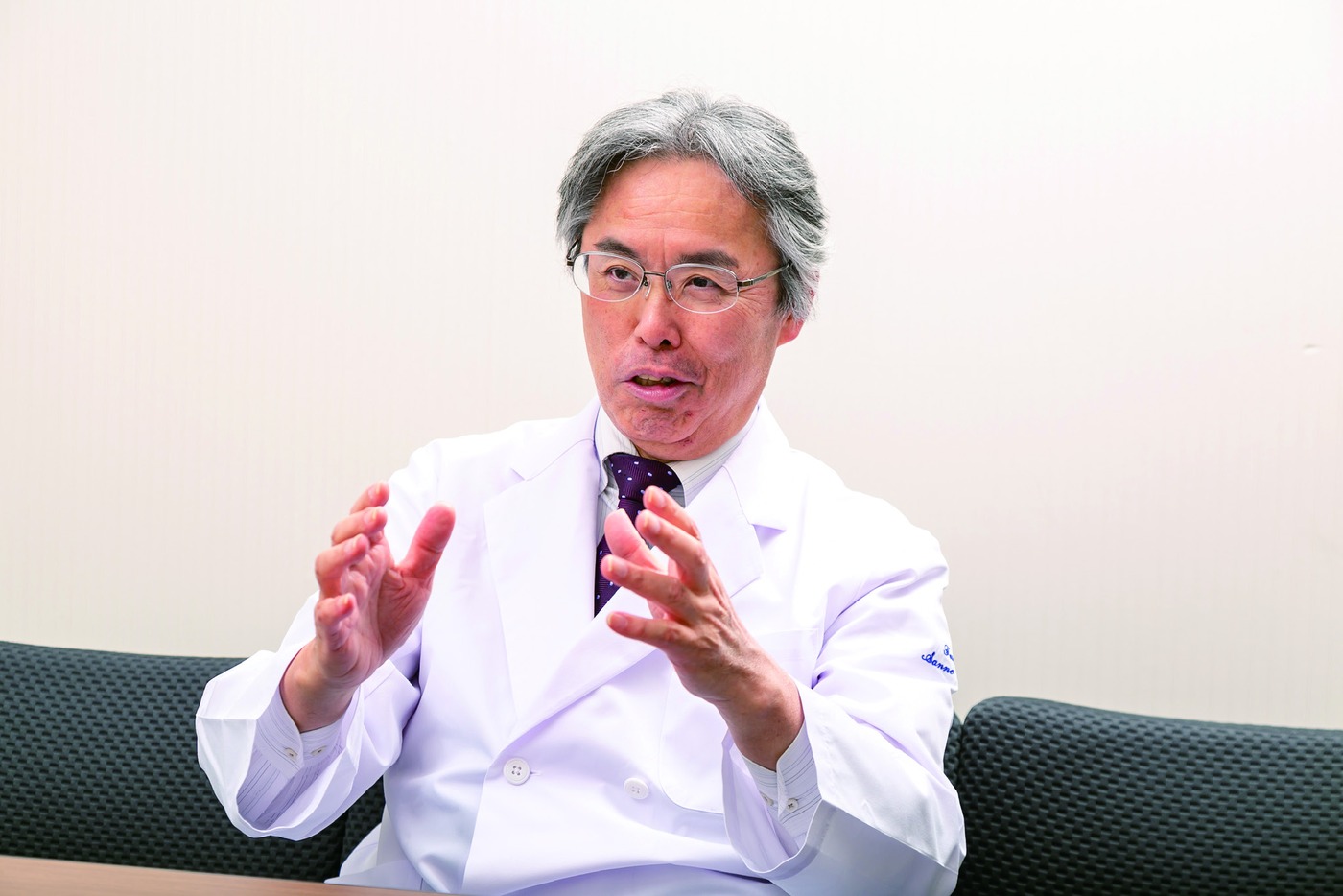 横井宏佳院長